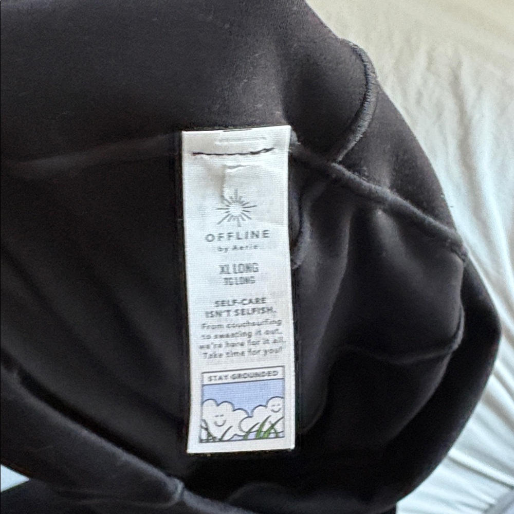 Aerie offline black leggings with pockets - Picture 4 of 5